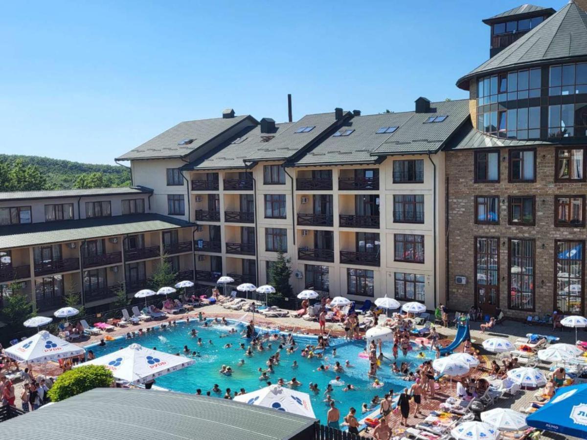 Сонячна Долина Готель Фортеця Boyany Exterior photo